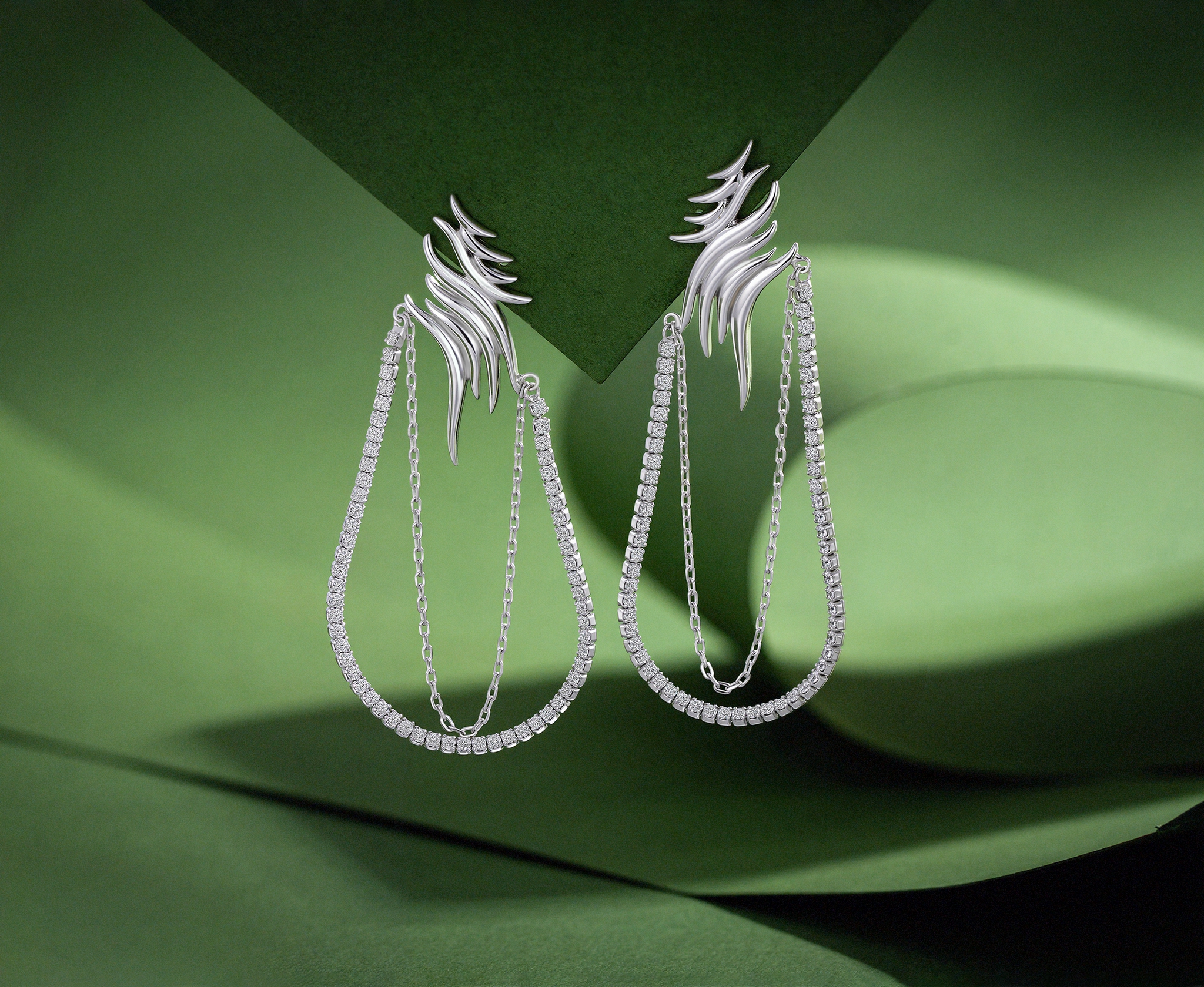 Sleek Flame Wing Layered Chain Earring - Image 3