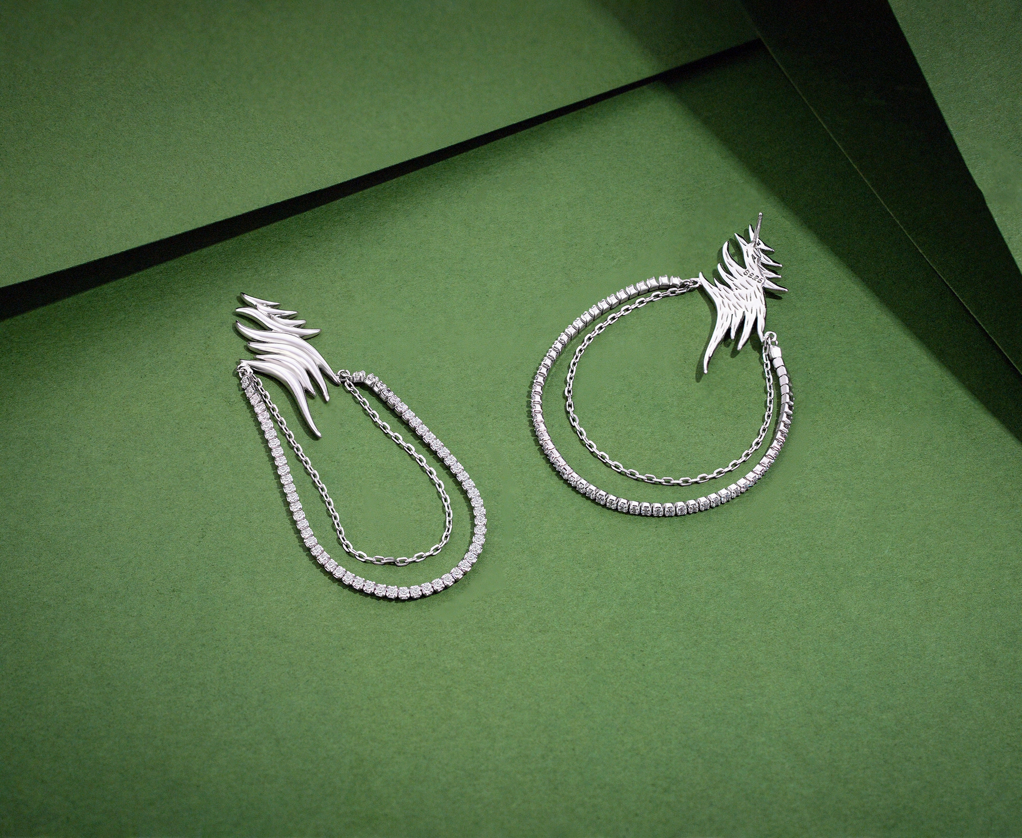 Sleek Flame Wing Layered Chain Earring - Image 4