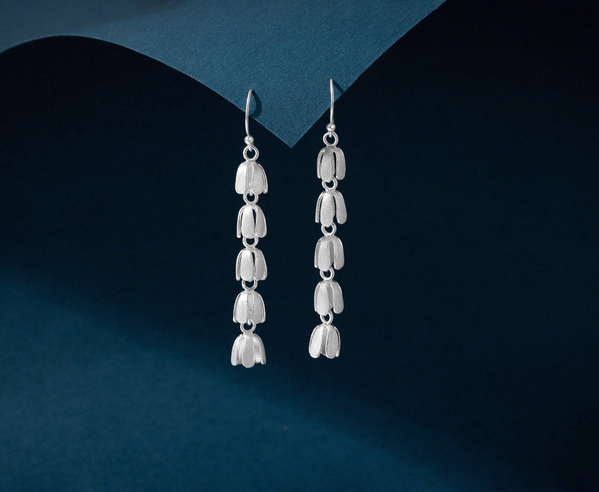 Matte Cascading Tulip Bud Linear Floral Dangle Earrings - Image 4